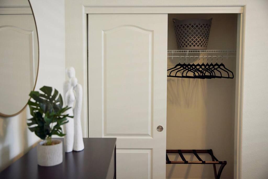 New Upscale House, Tahoe 30-Min W/ Cal King Reno Dış mekan fotoğraf