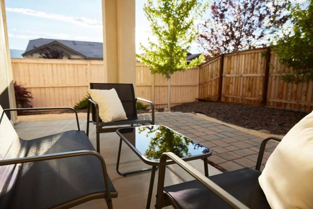 New Upscale House, Tahoe 30-Min W/ Cal King Reno Dış mekan fotoğraf